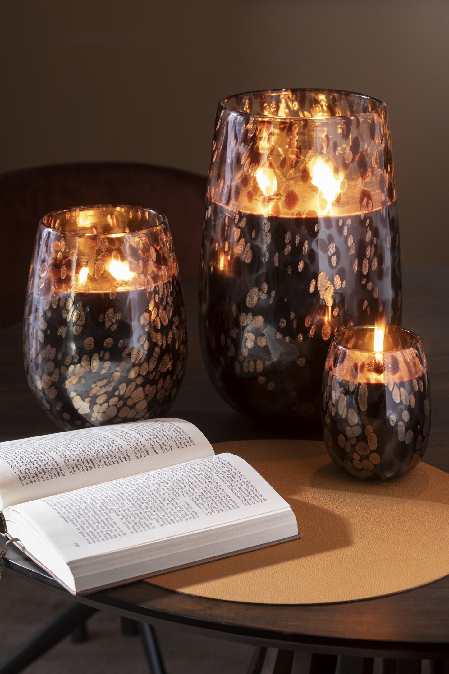 Geurkaars Mia Zwart/Mix Glas Medium - 136u