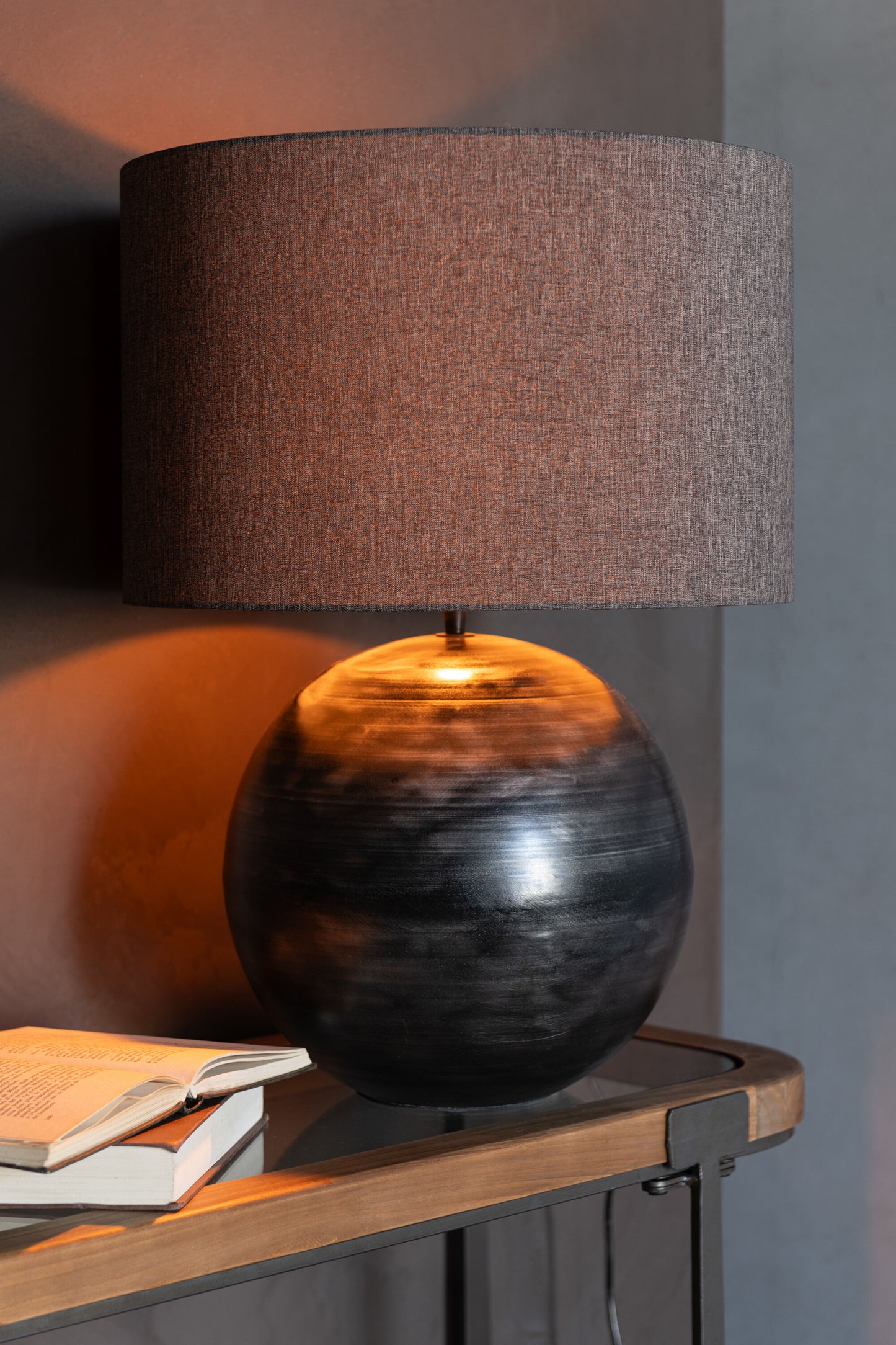 Lamp + Kap Schaal Metaal Zwart Small